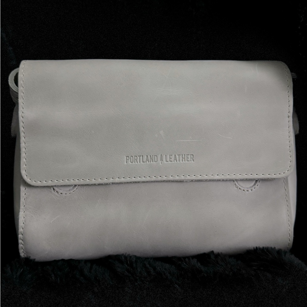 Portland Leather Beluga Metro